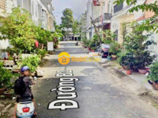 Bán nền đường b2 kdc hưng phú song với lý thái tổ sau lưng tỷ cua