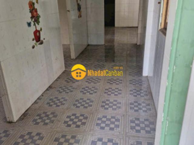 Bán nhà mt liên xã long định long cang, xã long định, dt 300m2 full thổ 2pn 2wc giá 3 tỷ
