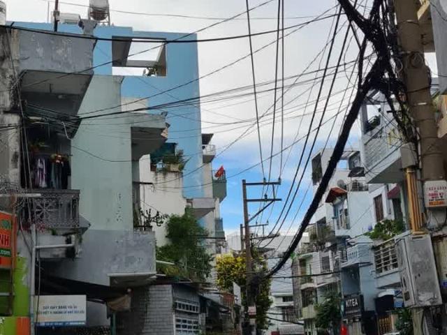 Bàn Nhà MTKD Đường Đỗ Nhuận 70M2 3 Tầng Nhỉnh 7 Tỷ