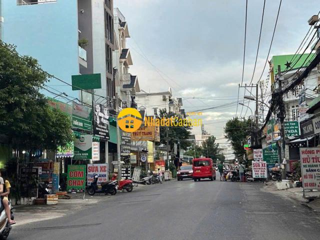Bán nhà mtkd ngang 8m phạm văn bạch 272m2 3 lầu làm showroom ngay chợ kd đỉnh 30 tỷ
