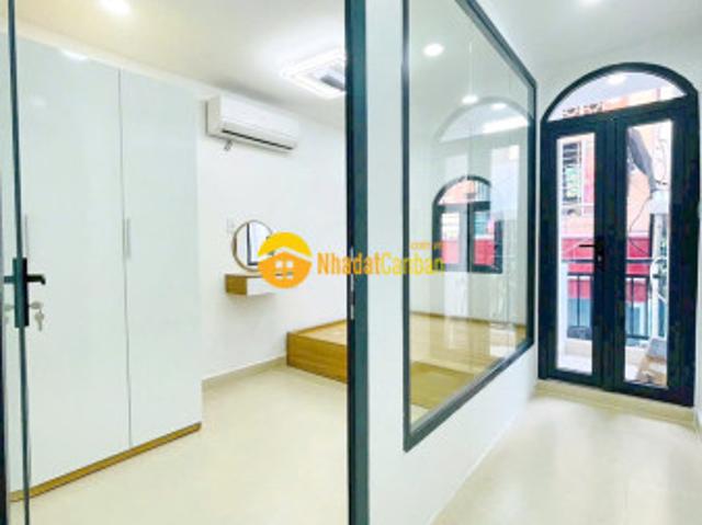 Bán nhà mới 1 lầu hẻm võ văn kiệt p. Cầu ông lãnh quận 1