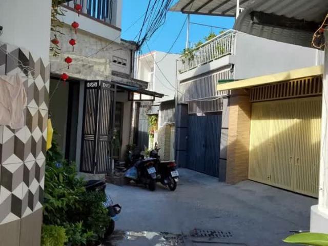 Bán Nhà Mới 2 Tầng TTTP Sau Lưng CT2 Phước Hải Nha Trang