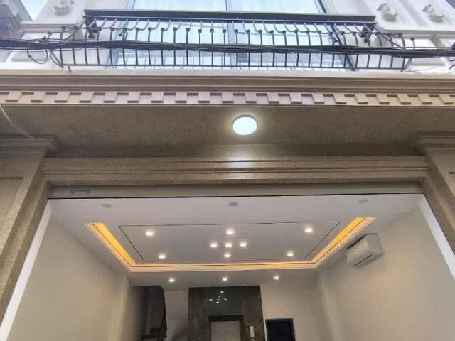 Bán Nhà Mới Xây 6 Tầng Có Thang Máy – Phố Trạm, Long Biên 10 Tỷ