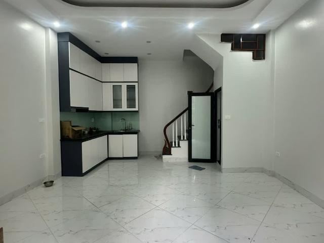 Bán Nhà Mới Bạch Mai Dt 30m2 5 tầng mặt tiền 4.9m Giá 5.95 tỷ