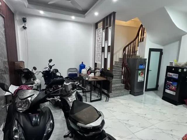 Bán Nhà Mới Đẹp Ngõ 521 Trương Định 15M Ra Oto Tránh 33M2 Giá 7 Tỷ