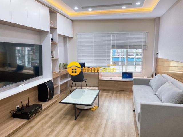 Bán nhà mới đẹp, hẻm 1 sẹc gần mt huỳnh văn bánh, 5 tầng, nt, 4pn, 5wc, 7.4 tỷ