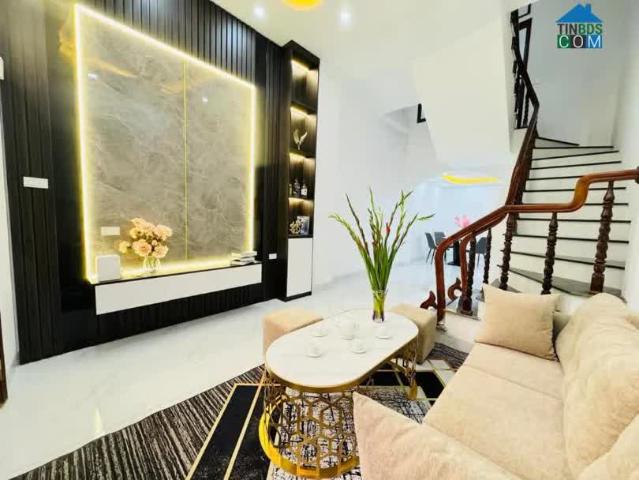 Bán nhà mới đẹp ở luôn ngõ 211 Khương Trung 4 tầng 42m2 giá 4 tỷ. LH 0869381
