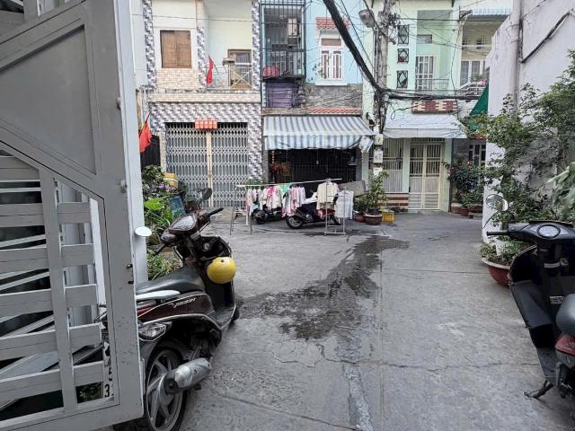 Bán nhà mới đẹp 1 lầu hẻm xe hơi âu dương lân, p. 3, quận 8