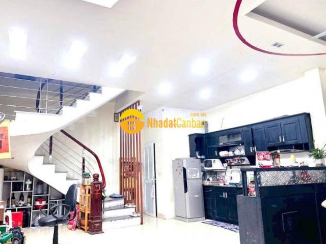 Bán nhà mỹ đình ngay sát phố 42m 9 tỷ