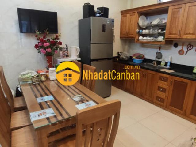 Bán nhà mỹ đình 40m x 4 tầng, 4 tỷ, oto, kinh doanh
