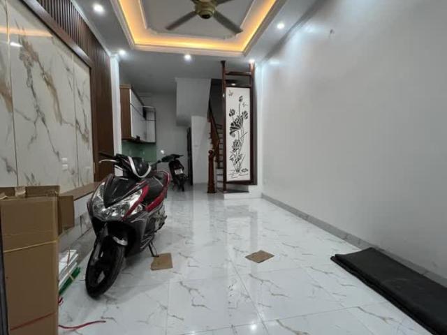 Bán nhà Mỗ Lao 35m2 5 tầng, gần ô tô, tặng nội thất ở ngay 5.5 tỷ