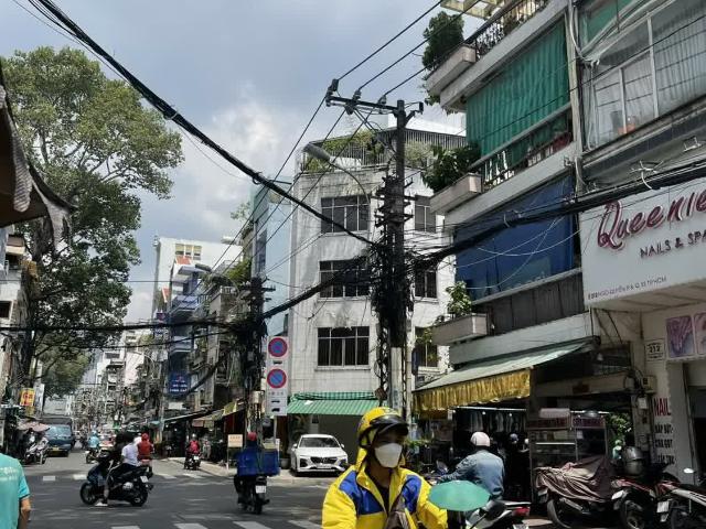 Bán nhà mặt tiền đường Ngô Quyền, Quận 10
