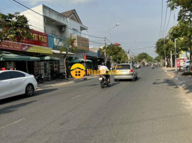 Bán nhà mặt tiền đường nguyễn văn thiệt phường 3 vĩnh long