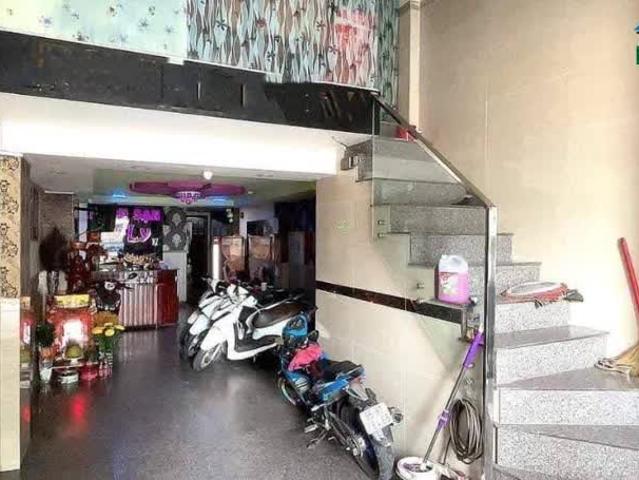 Bán nhà mặt tiền đường bờ bao tân thắng, 7 tầng, đường nhựa 30m, 88m2 Giá 24.5 tỷ