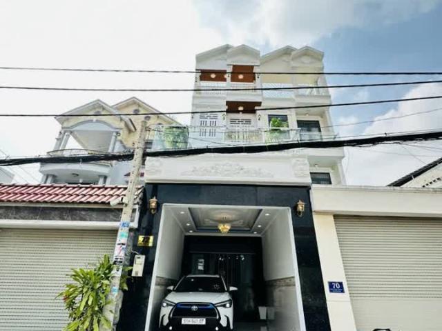 Bán nhà mặt tiền đường Cát Lợi, thị trấn Nhà Bè