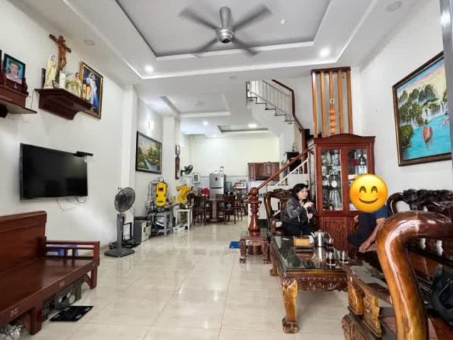 Bán nhà mặt tiền Đường số 52, Hiệp Bình Chánh, Thủ Đức – 3 tầng, giá 7.1 tỷ