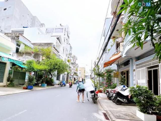 Bán Nhà Mặt Tiền Đường 12m, Phường Tân Sơn Nhì, Quận Tân Phú DT 5x15met