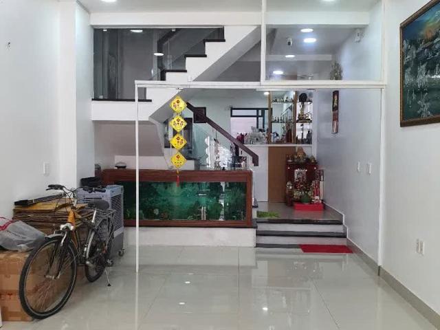 Bán nhà mặt tiền đường 84 Cao Lỗ P4 Q8, Giá 13.2 Tỷ TL