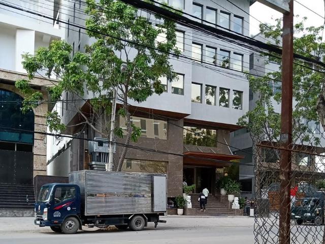 Bán nhà mặt tiền nhất chi mai tân bình ngang 6m đường cộng hòasân bay 115m2 giá 30 tỷ