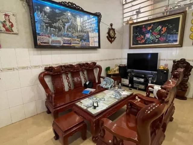 Bán Nhà Mặt Tiền Đông Hồ, Víp Tân Bình, 180m2, Ngang Khủng 8m Nở Hậu, Nhỉnh 31 Tỷ TL