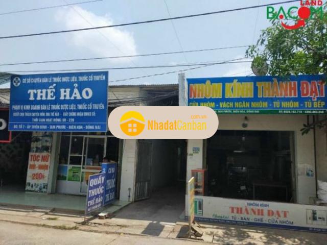 Bán nhà mặt tiền chợ 5 6 tỷ có 2 kiot và 22 phòng
