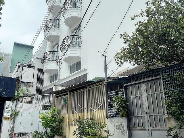 Bán nhà mặt tiền hxh ngủ trong nhà đ. Cống quỳnh, quận 1 dt 4m*16m vị trí hiếm bán