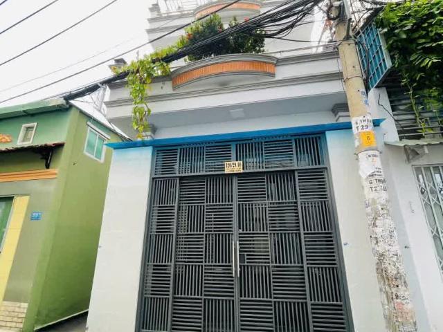 Bán nhà mặt tiền hẻm 120/ thích quảng Đức phường 4 Phú nhuận Mặt tiền đường số 7, hẻm xe hơi