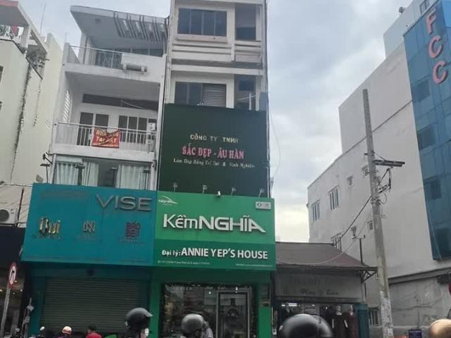 Bán Nhà Mặt Tiền Hai Ba Trưng DTCN 68 M HDT 70 Triệu