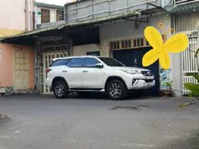 Bán nhà mặt tiền kinh doanh