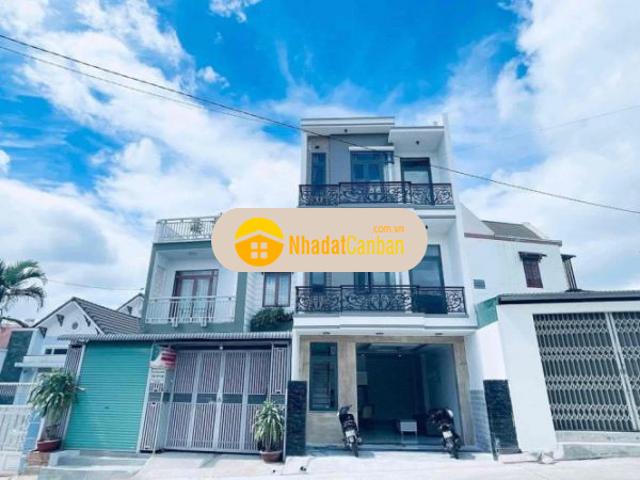 Bán nhà mặt tiền kinh doanh đường y nuê tp bmt