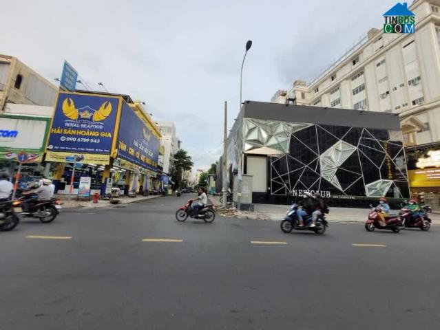 Bán Nhà Mặt Tiền Kinh Doanh, Tân Phú, Ngang 4 X 17.5, Giá 9.5 Tỷ