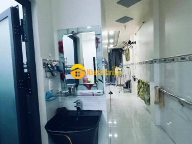 Bán nhà mặt tiền lê niệm ngang 5m 7pn khu phân lôdân trí nhà mới giá tốt