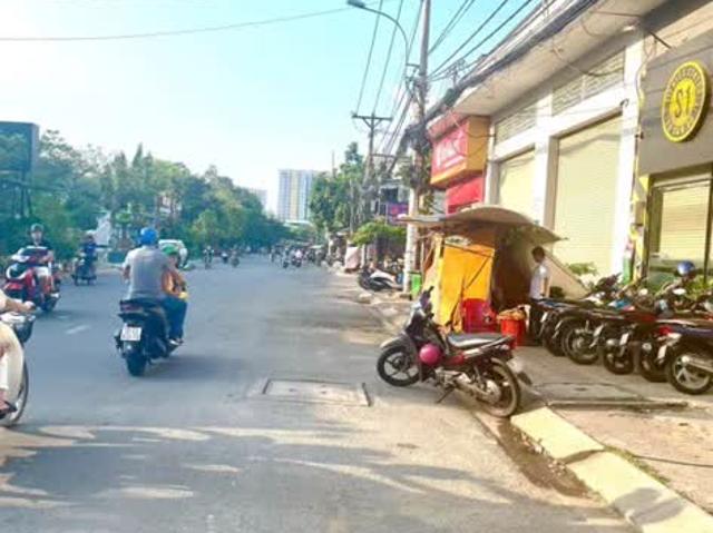 Bán nhà mặt tiền Phạm Đức Sơn 10x27 xây CHDV hoặc Khách Sạn Hiếm bán