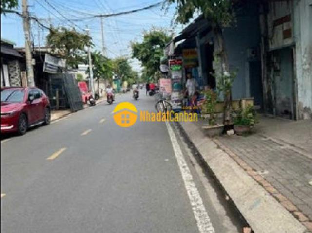 Bán nhà mặt tiền tại bà điểm hóc môn