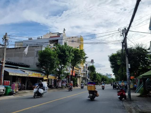Bán nhà mặt tiền 4 tầng 5x10m giá 9,9 tỷ Đường Thị Mười