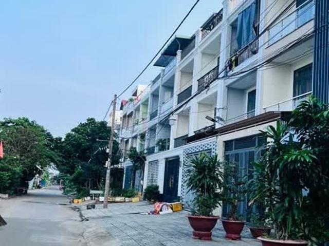 Bán nhà mặt tiền 4 tầng Lê Bôi 5x20 chỉ 9 tỷ nhỉnh 0931172