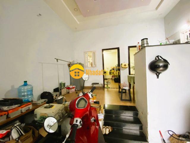 Bán nhà mặt tiền 6m x 18.5m, 3pn, ở ngay, hẻm 1 trục 20m ra nguyễn xiển, q9, chỉ 4.58tỷ