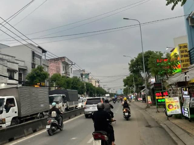 Bán nhà mặt tiền 9,7x28m giá 16 tỷ Đường Nguyễn Thị Sóc