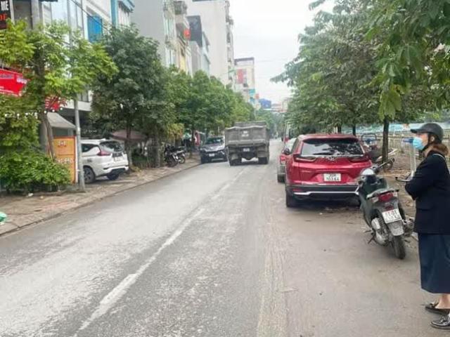 Bán nhà mặt hồ quận Thanh Xuân nối Nguyễn Trãi, 105m2, lô góc, kinh doanh