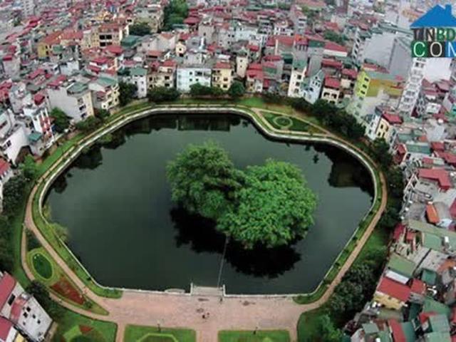 Bán nhà mặt hồ Văn Chương, Đống Đa 80m, 8.2m măt tiền, vỉa hè kinh doanh đỉnh 36 tỷ