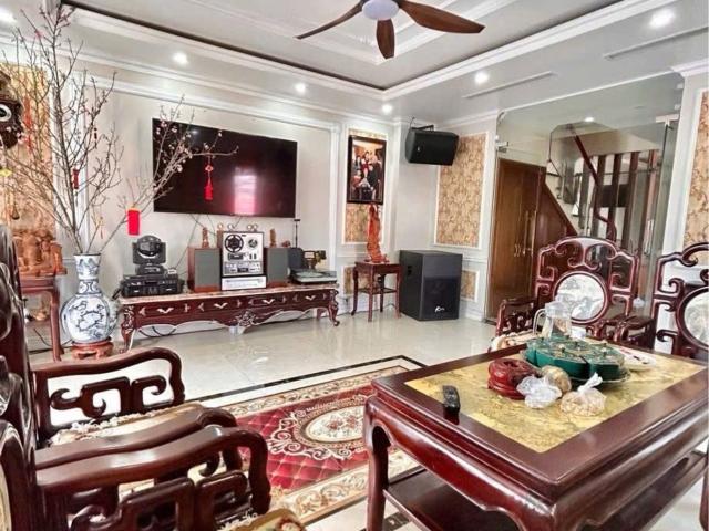 Bán nhà mặt đường Trần Nguyên Hãn – Vị trí trung tâm, kinh doanh sầm uất