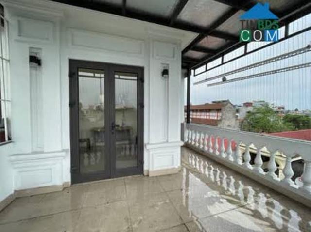 Bán nhà mặt ngõ phố Thạch Bàn, DT 43m2, MT 4.5m, Giá 7.5 tỷ, Ô tô tránh Thang máy