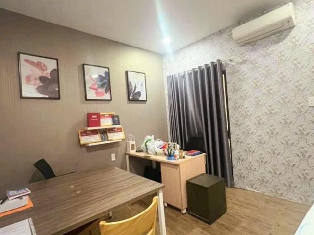 Bán nhà mặt phố 4 tầng tại Đường 57, P10, Q6, HCM, 9 tỷ, 64m2, view đẹp chỉ với