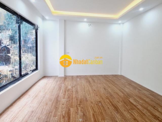 Bán nhà mặt phố 195, hà đông, ô tô, kinh doanh tấp nập, nhỉnh 5 tỷ
