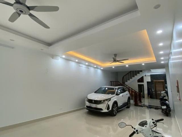 Bán Nhà Mặt Phố Tđc Phố Trạm – Thang Máy – Full Nội Thất – Chỉ 39 Tỷ