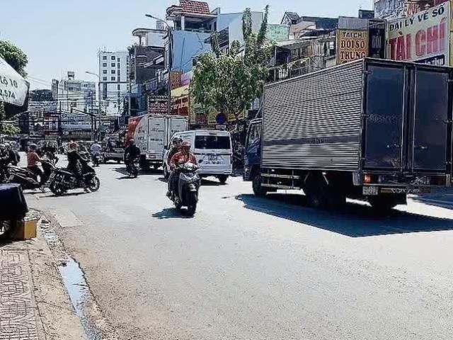 Bán Nhà Mặt Phố Tân Sơn Nhì Tân Phú 4 X 7 Nở Hậu 5.5m Chỉ 9.9 Tỷ