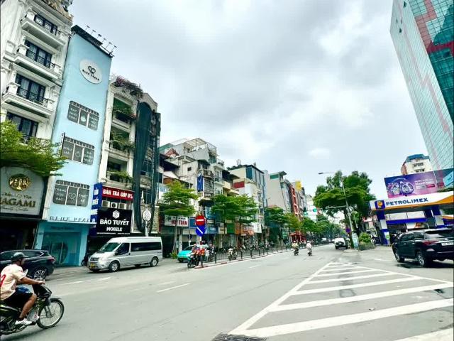 Bán Nhà Mặt phố Tây Sơn, Đống Đa 88m2 7T Thang máy MT 4.5m, Chỉ 38 Tỷ ️