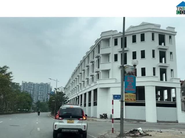 Bán nhà mặt phố Thành Trung/Trâu Quỳ 5 tầng thang máy 90m2 đường 30m siêu kinh doanh