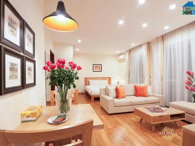 Bán nhà mặt phố Tô Ngọc Vân, Tây Hồ DT 160m2, 9 tầng, MT 10m, giá 120 tỷ, view Hồ Tây mát lành