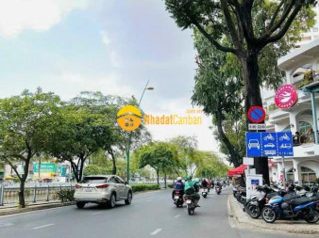 Bán nhà mặt phố trường sa, phường 13, quận 3, tp. Hcm, lợi thế kinh doanh mạnh